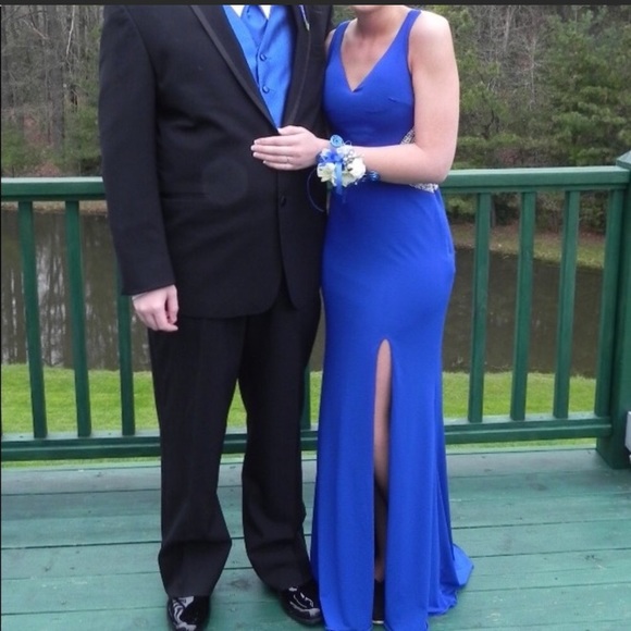 Sparkly blue prom dress - Picture 2 of 2